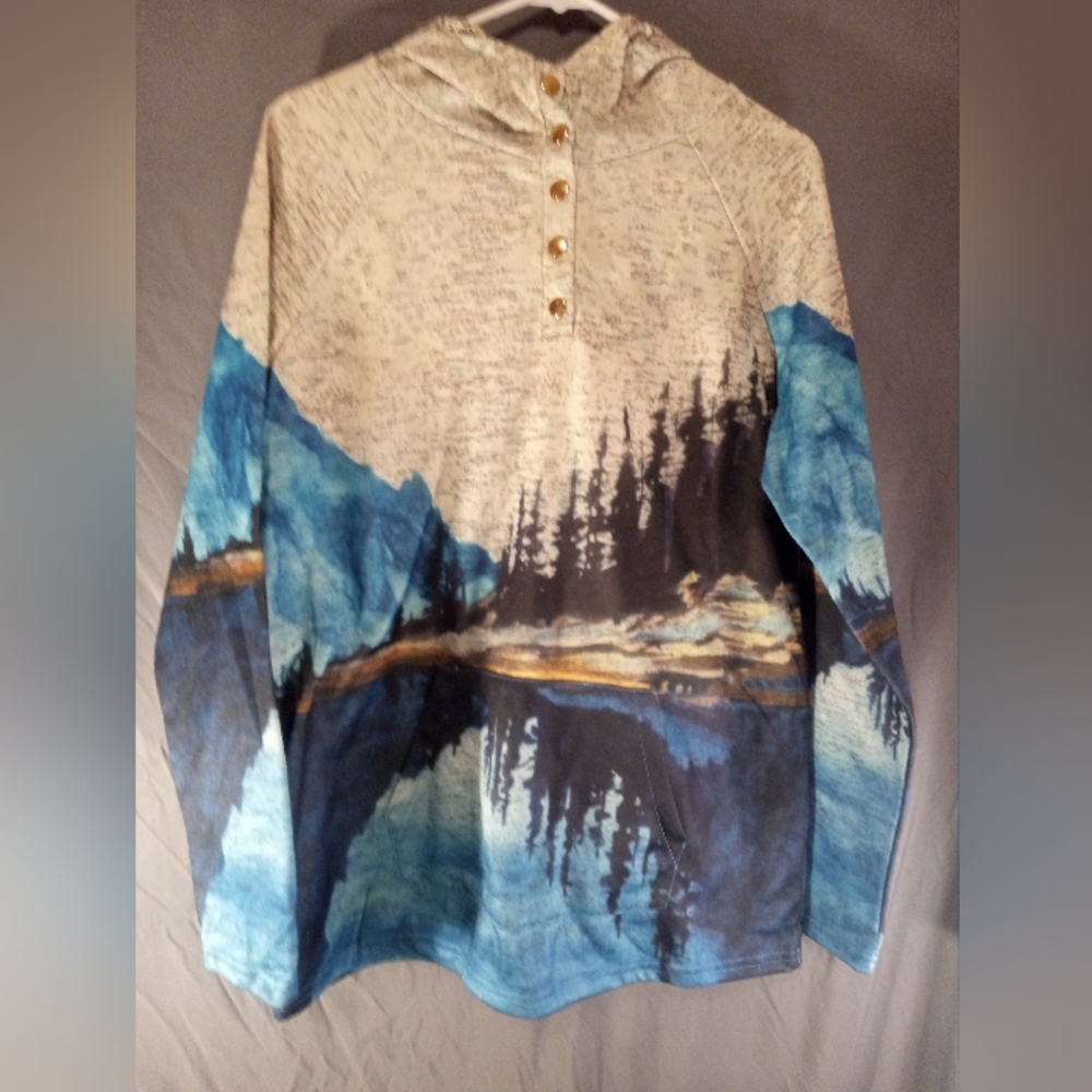 Miss Look Woodland Mountain Blue and Cream Hooded Sweatshirt